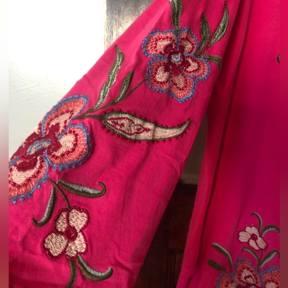 Johnny Was JWLA Libbi 3/4 Sleeve Flamingo Pink Embroidered Cotton Henley Top 1X - Picture 16 of 16